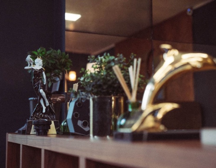 2022 NYX Game Awards Statuette Spotted at RD Content's Office!